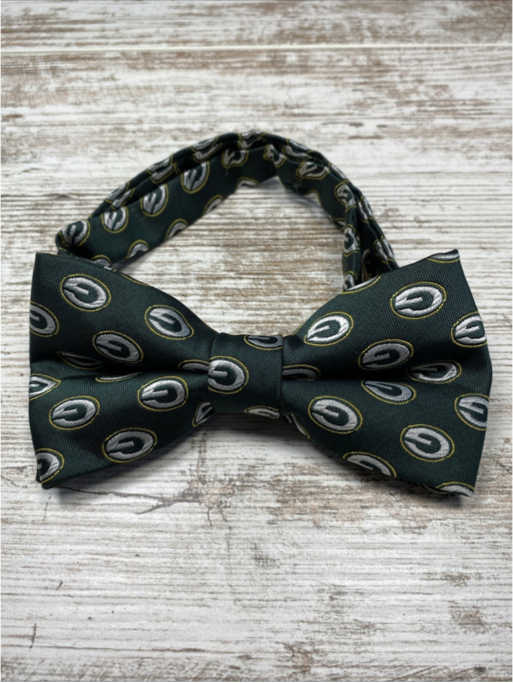 Green Bay Packers Bow Tie Eagles Wings NFL Pre-Tied Adjustable Green Logo Mens